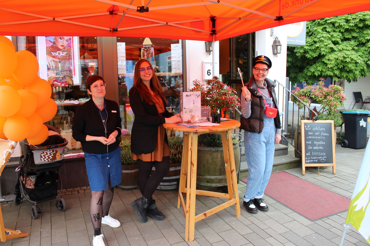 Stadtfest 2022, allgemein.Optik Strunk,JPG.