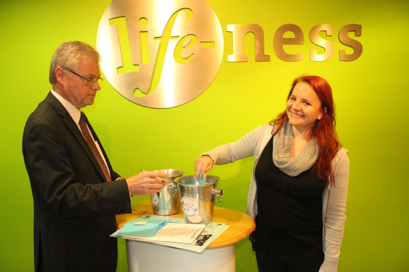 Zwischenziehung Aktuelles